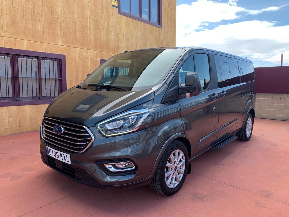 Ford Tournemo Custom - foto 2