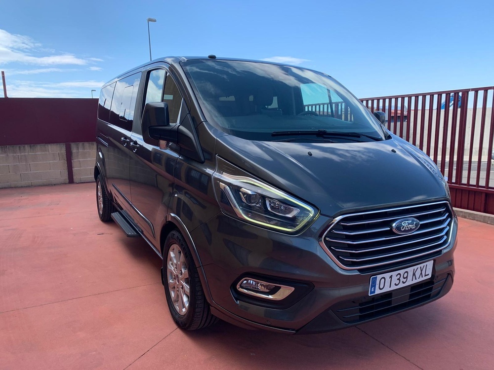 Ford Tournemo Custom - foto 3