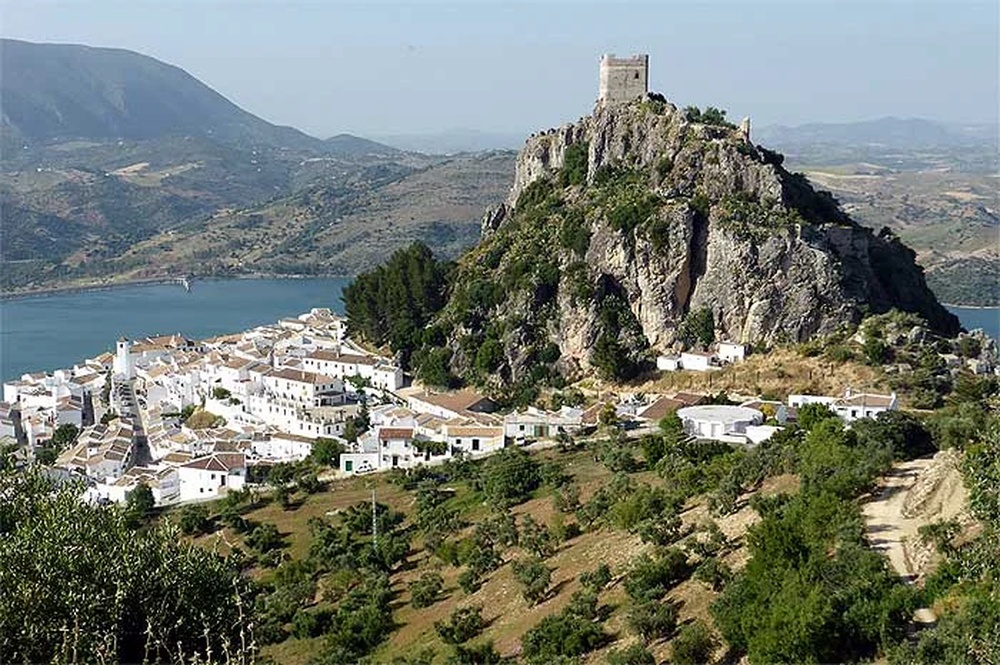 Zahara y Grazalema